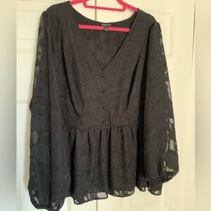 Torrid 4 Lace Detailed Top